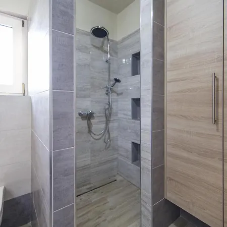 2 Bedroom Cozy In Feriehus
